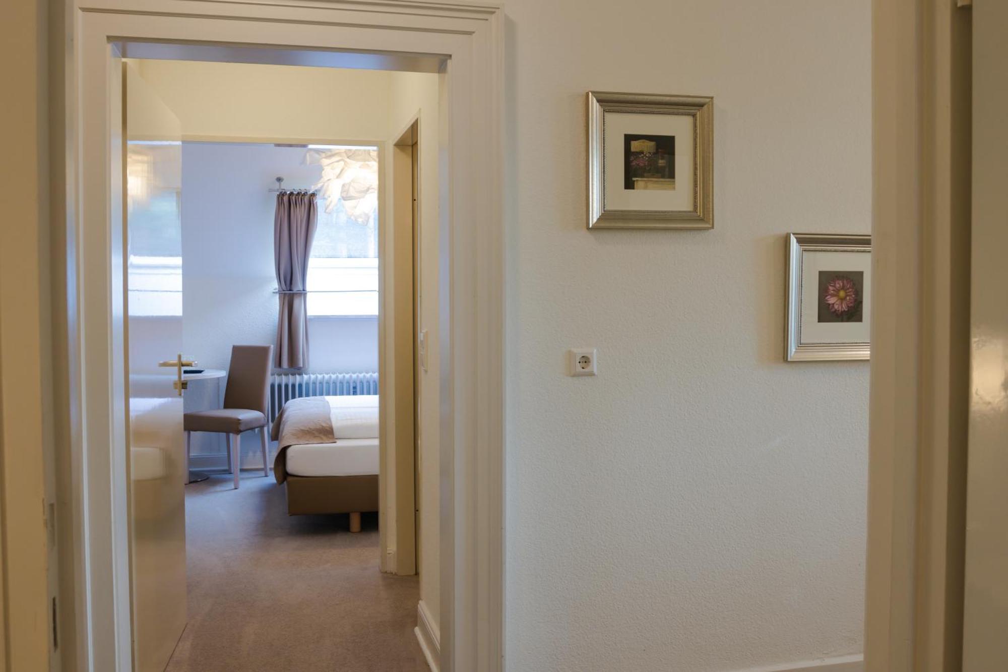 Hotel Luise Bad Bergzabern Bagian luar foto