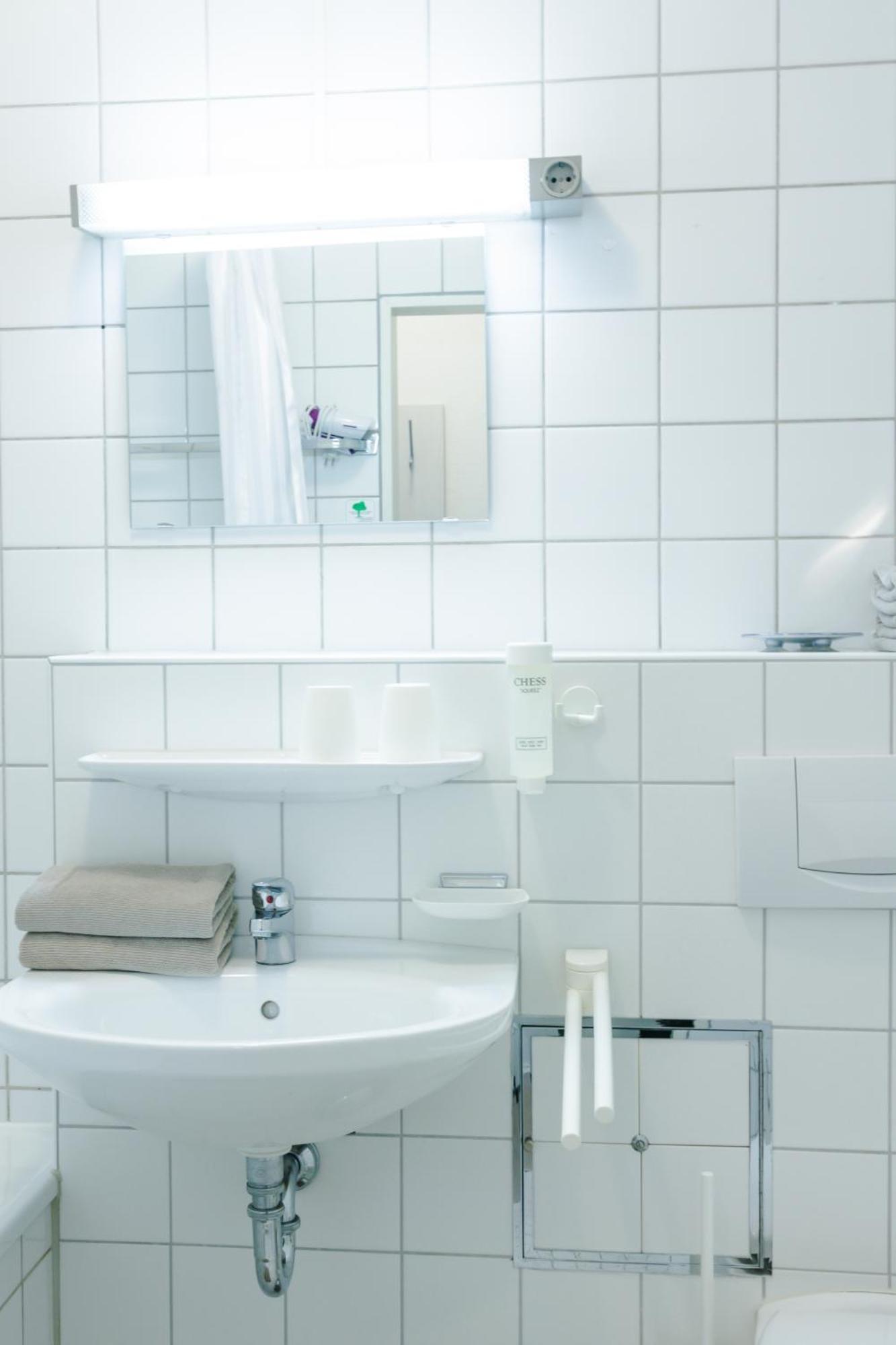 Hotel Luise Bad Bergzabern Bagian luar foto